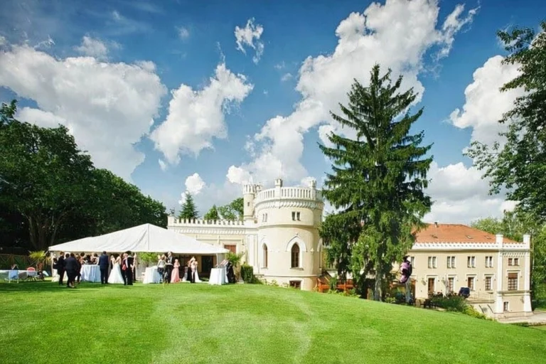 Svatební místa v Praze-DJ na svatbu Martin Samek